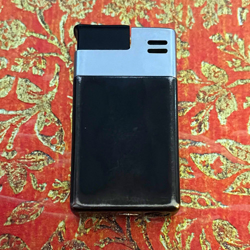 Braun pocket cigarette lighter - pocket,