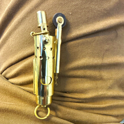 Gold tone metal petrol pocket - gold,