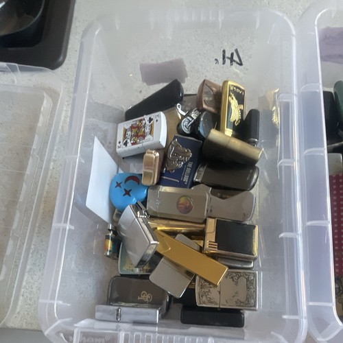 Mixed job lot metal cigarette - mixed,