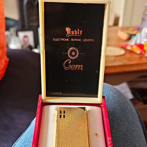 Noble metal pocket lighter - noble,